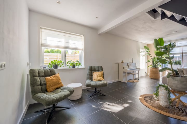 Photo 24 of St Josephstraat 2