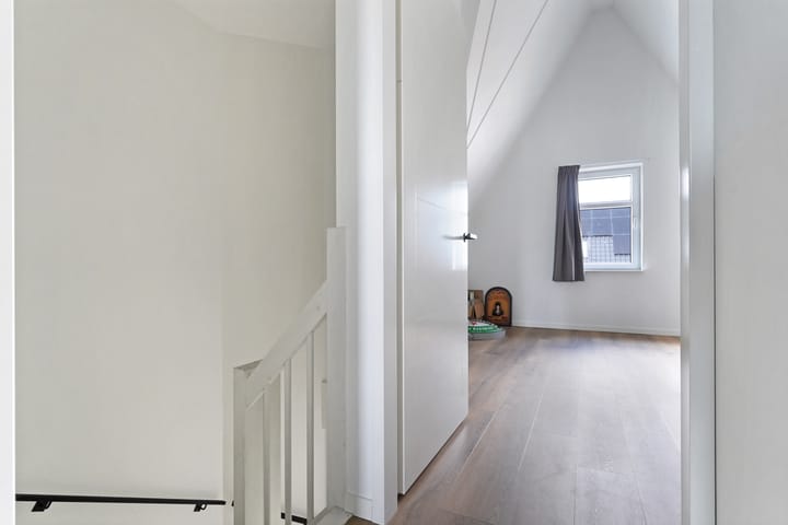 Foto 19 van Miles Davisstraat 60