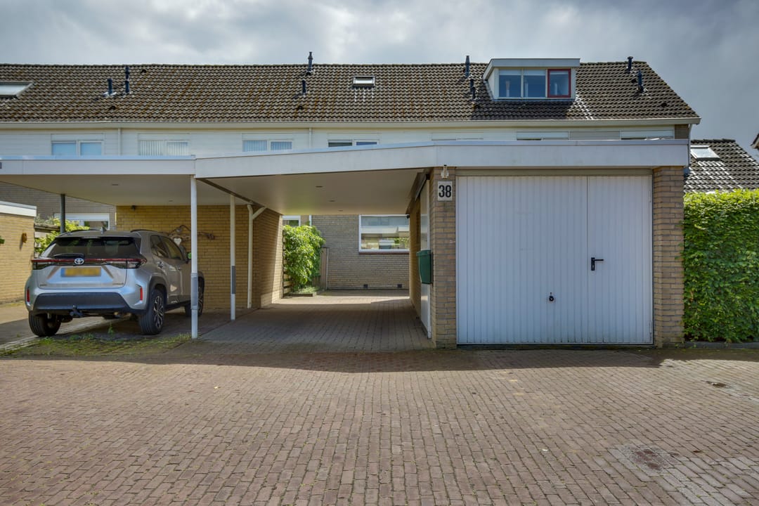 Photo 2 of Kloosterhof 38