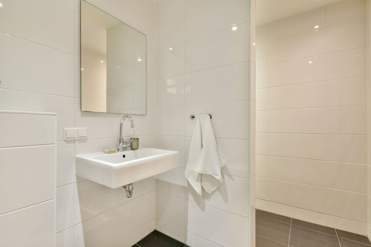 Foto 20 van Roompotstraat 6-1