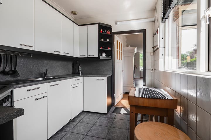 Foto 15 van Oostersingel 4