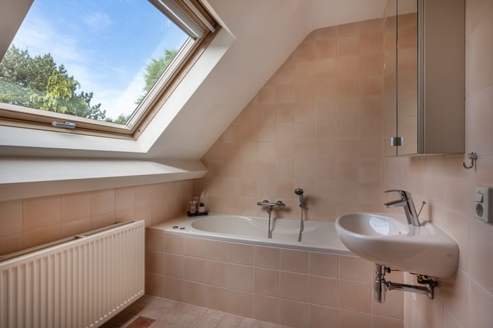 Foto 28 van Woudseweg 23