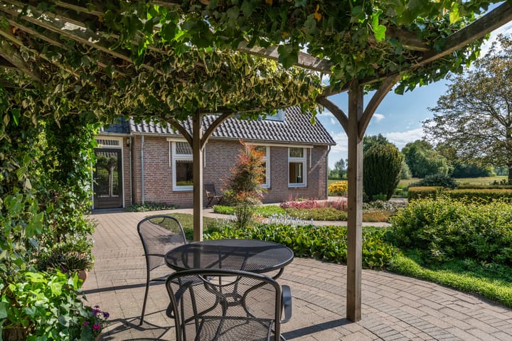 Foto 33 van Woudseweg 23