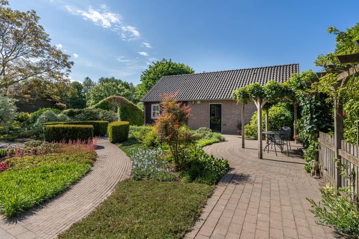 Foto 35 van Woudseweg 23