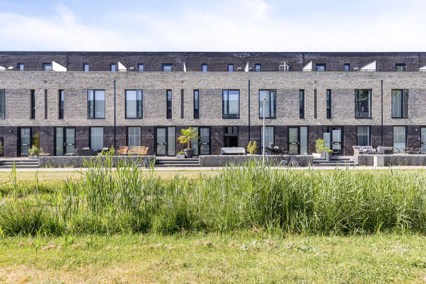 Foto 1 van Janey Tetarypad 12