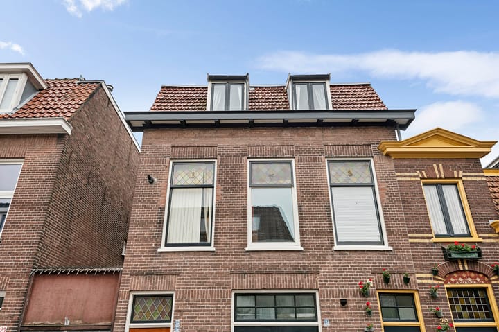 Photo 2 of Jan Nieuwenhuijzenstraat 27-A