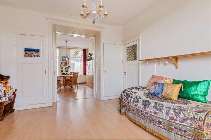 Photo 8 of Jan Nieuwenhuijzenstraat 27-A