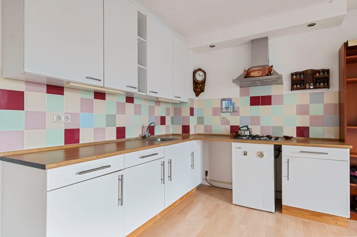 Photo 21 of Jan Nieuwenhuijzenstraat 27-A