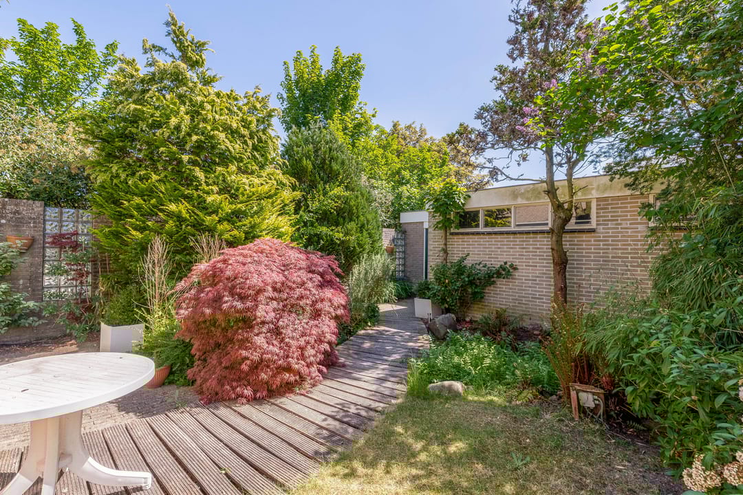 Foto 38 van Henriette Roland Holstlaan 1