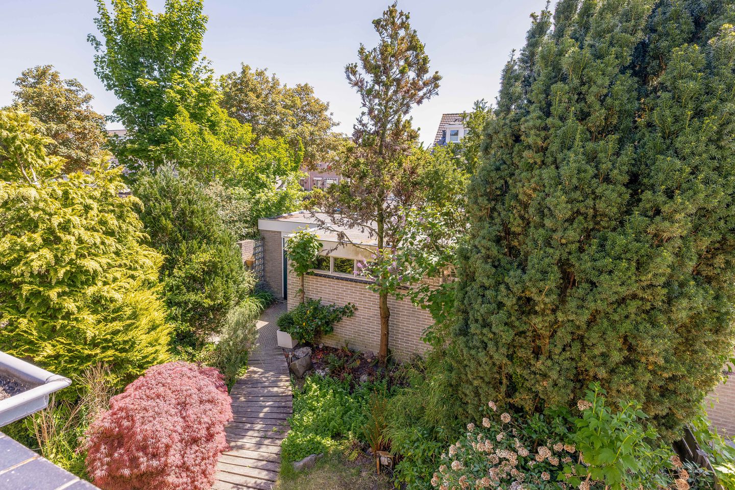 Foto 40 van Henriette Roland Holstlaan 1