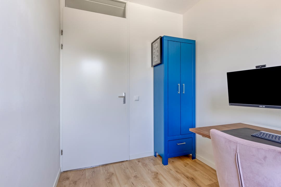 Photo 41 of Janey Tetarypad 12