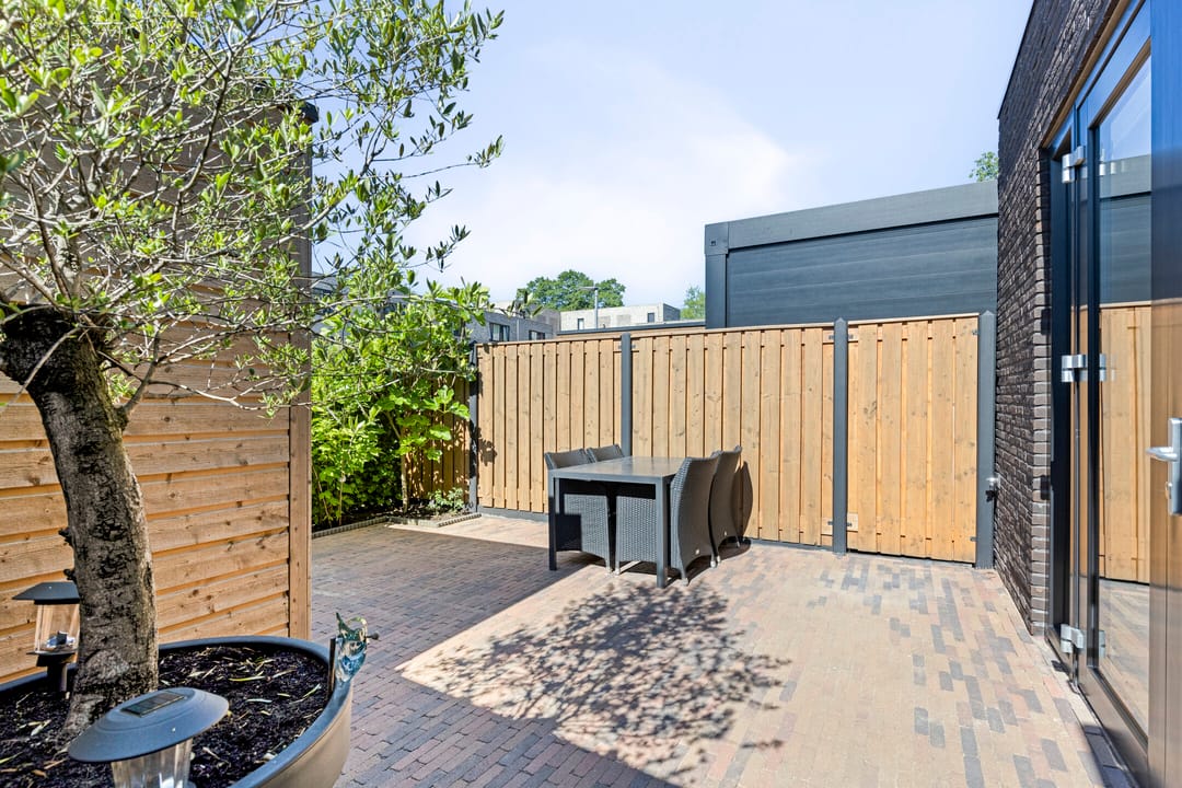 Photo 47 of Janey Tetarypad 12