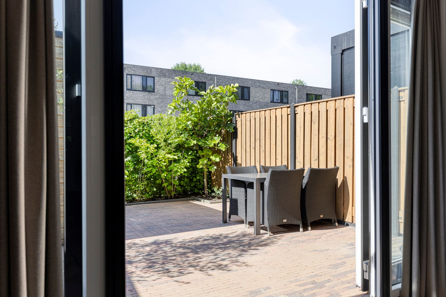 Photo 50 of Janey Tetarypad 12