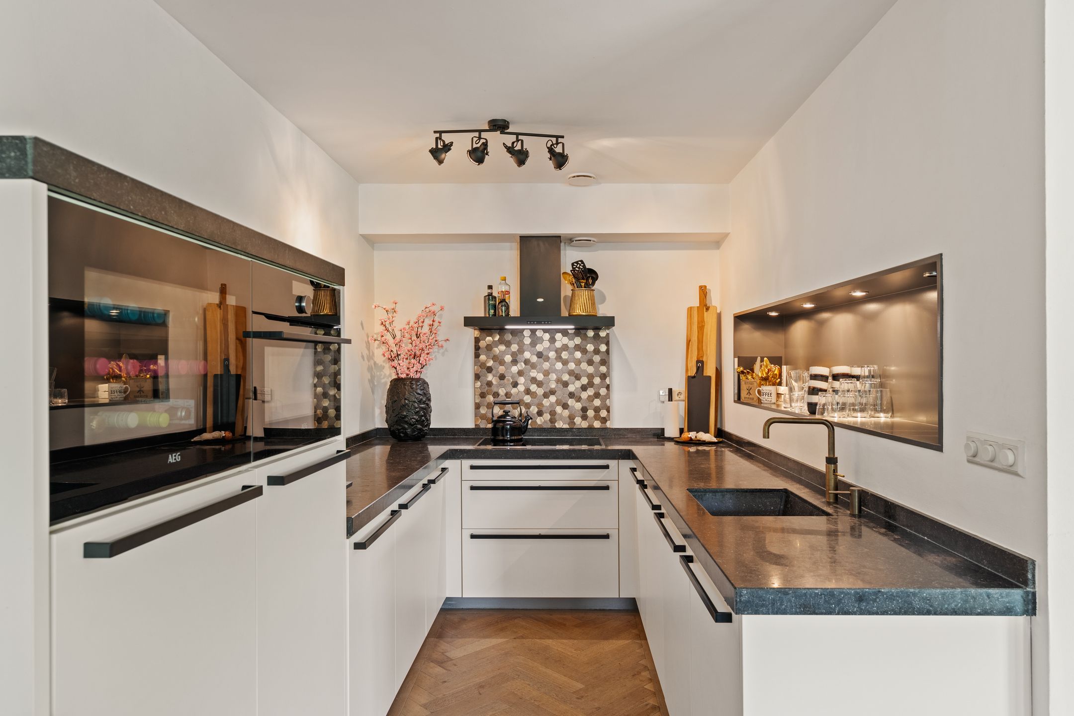 Foto 12 van Tamarijnslaantje 31