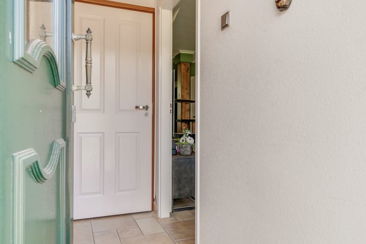 Photo 10 of Rivierenlaan 94