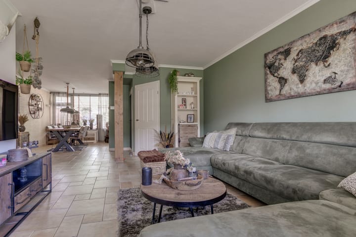 Photo 14 of Rivierenlaan 94