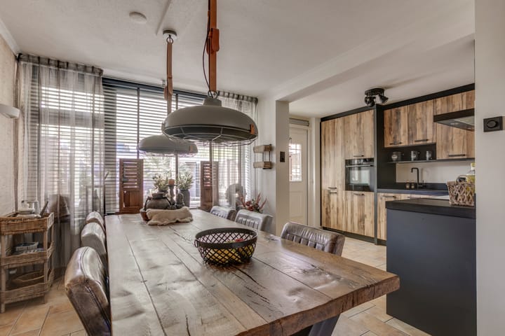 Photo 2 of Rivierenlaan 94