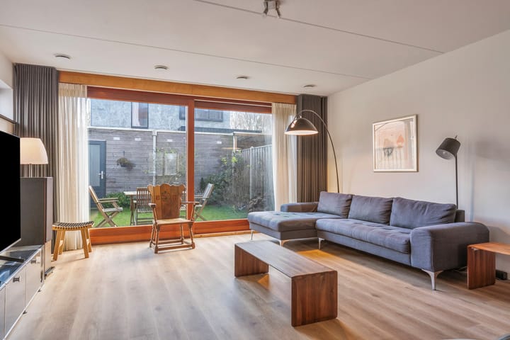 Photo 3 of IJsselmeerstraat 51-B