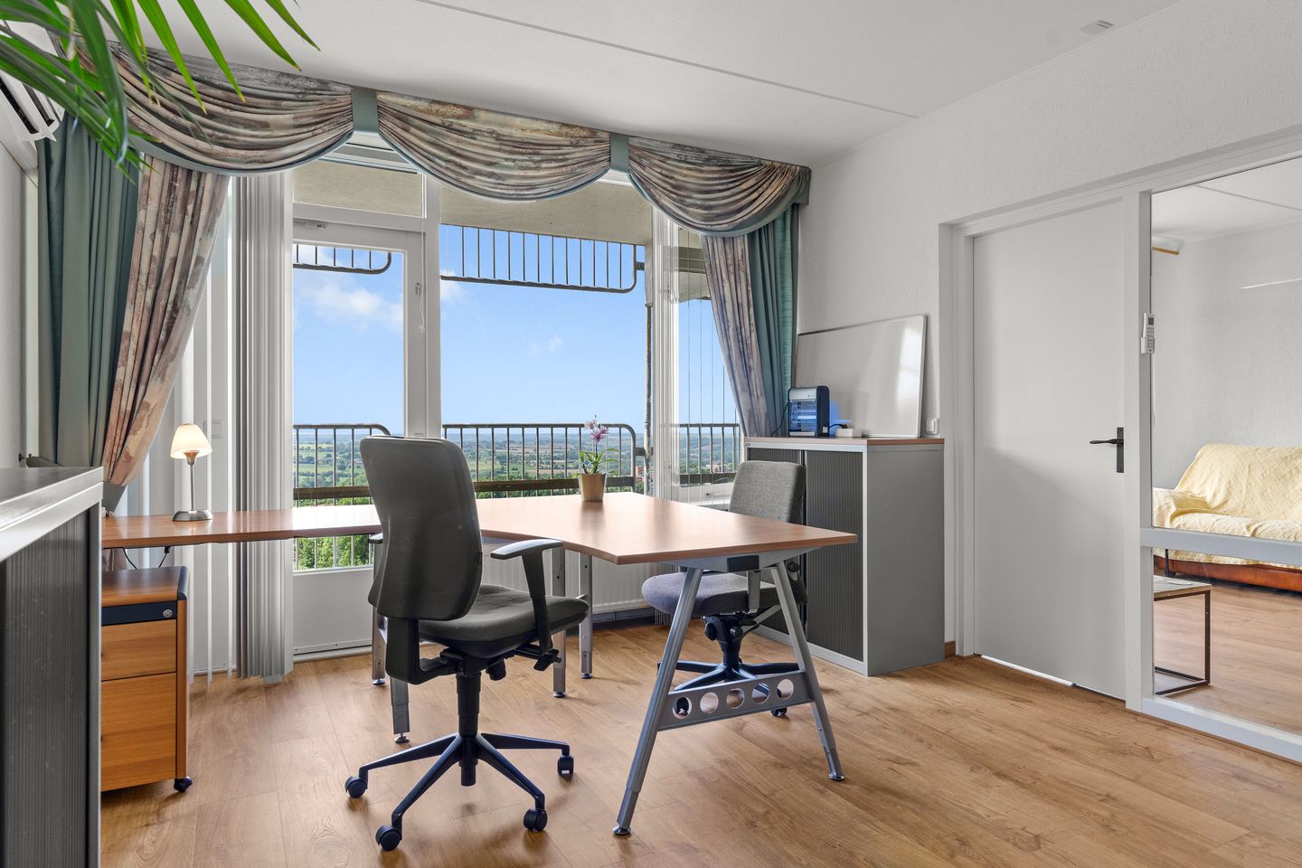 Foto 14 van Viergrenzenweg 210