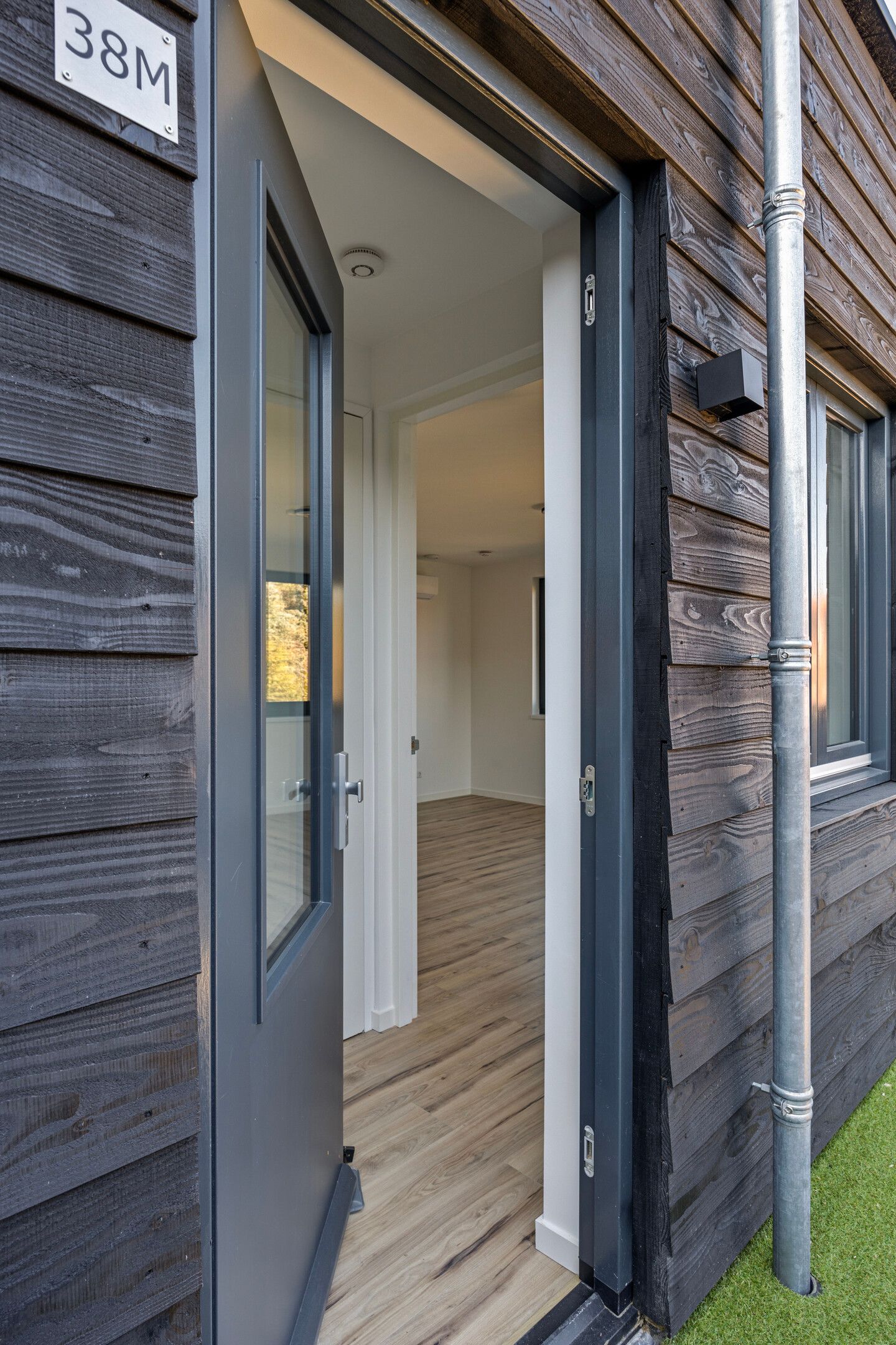 Foto 9 van Bredaseweg 38-M