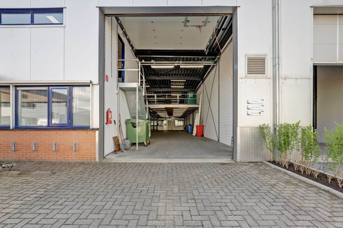 Bekijk foto 5 van Bedrijvenstraat 7-a