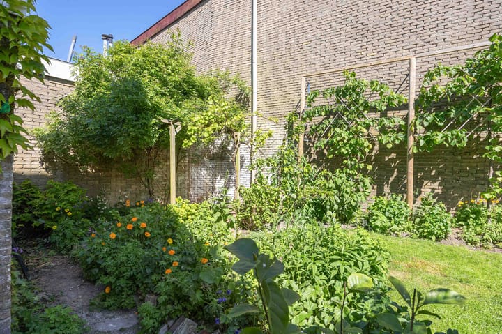 Foto 28 van Hofstraat 6