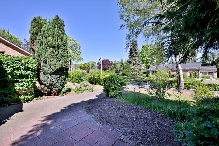 Foto 41 van De Veldkamp-laan 4