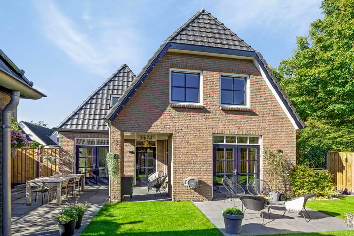 Langevelderslag 84