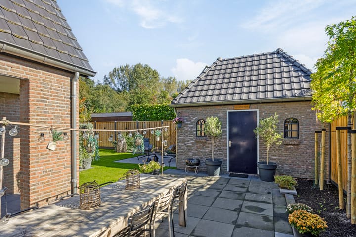 Photo 54 of Langevelderslag 84