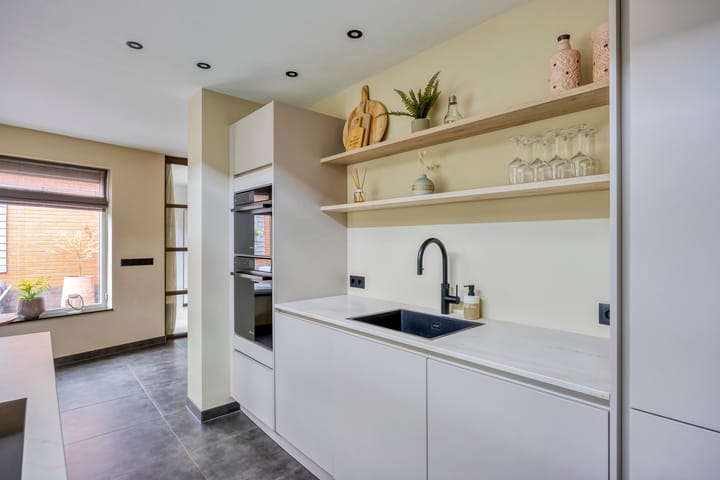 Foto 23 van Sientje van Houtenlaan 42