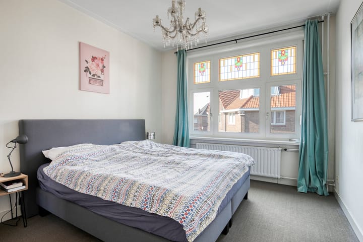 Foto 17 van St Theresiastraat 8