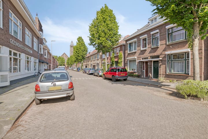 Foto 33 van St Theresiastraat 8