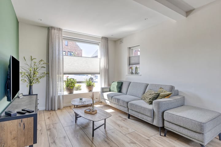 Photo 6 of Commanderiestraat 15