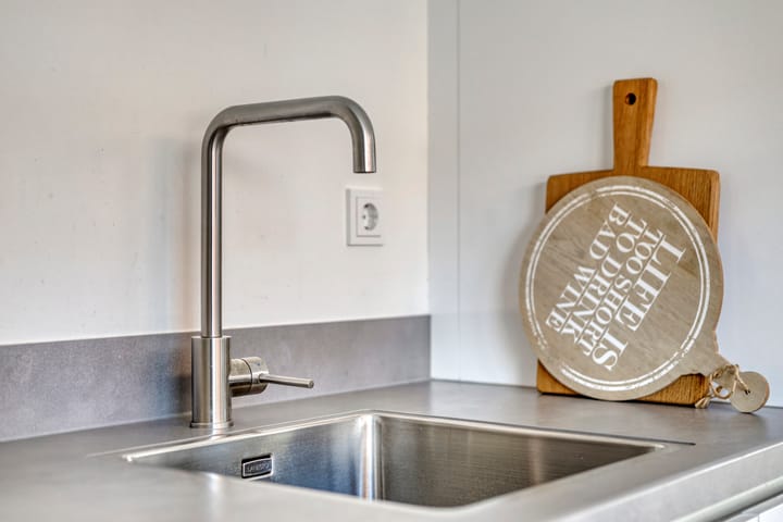 Photo 22 of Commanderiestraat 15