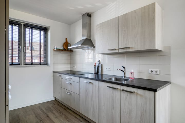 Foto 15 van Merensteinplein 5