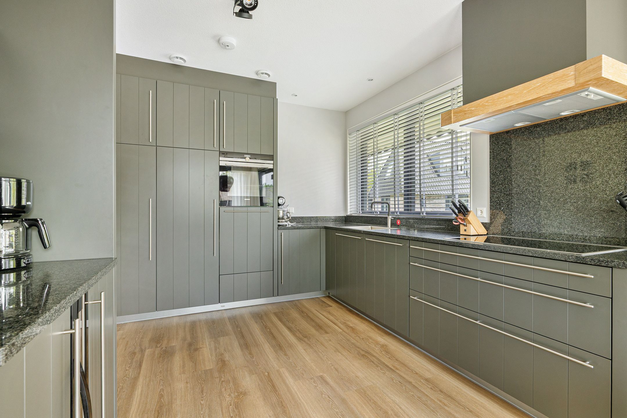 Foto 3 van Valtherweg 36-520