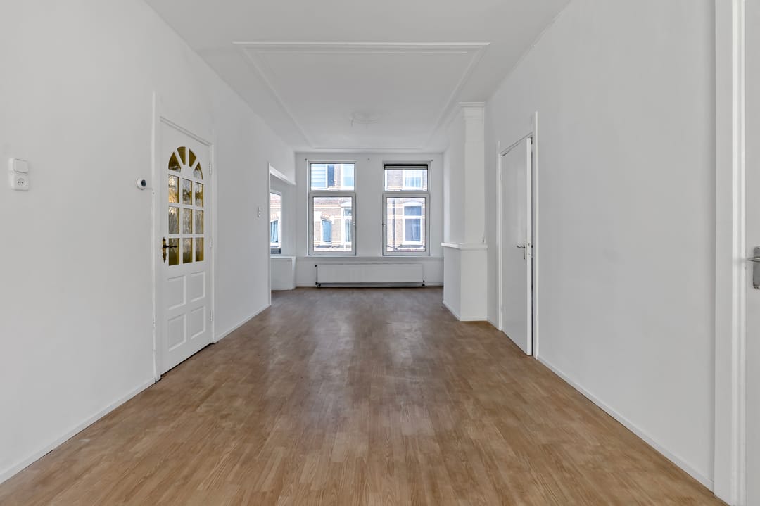 Foto 1 van Van der Helststraat 51