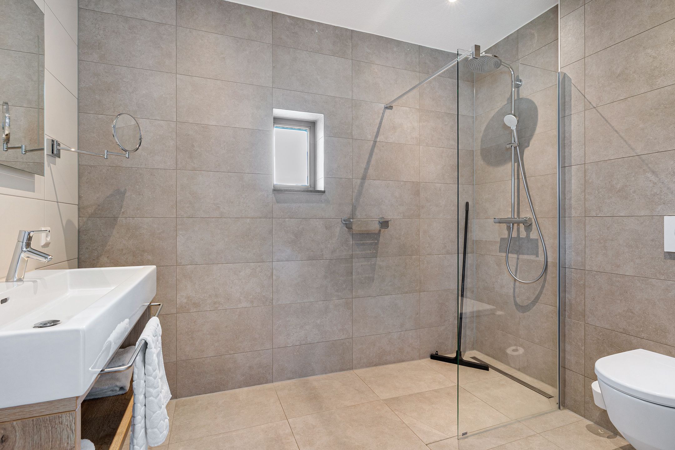 Foto 21 van Valtherweg 36-520