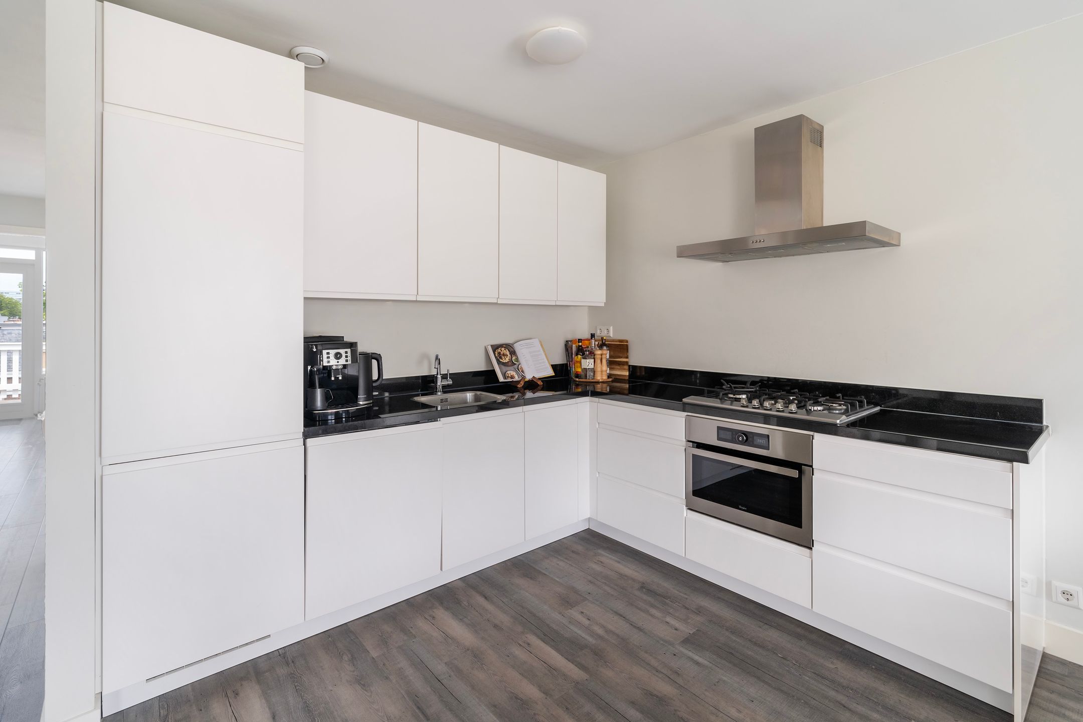 Photo 6 of Groot Hertoginnelaan 47-C