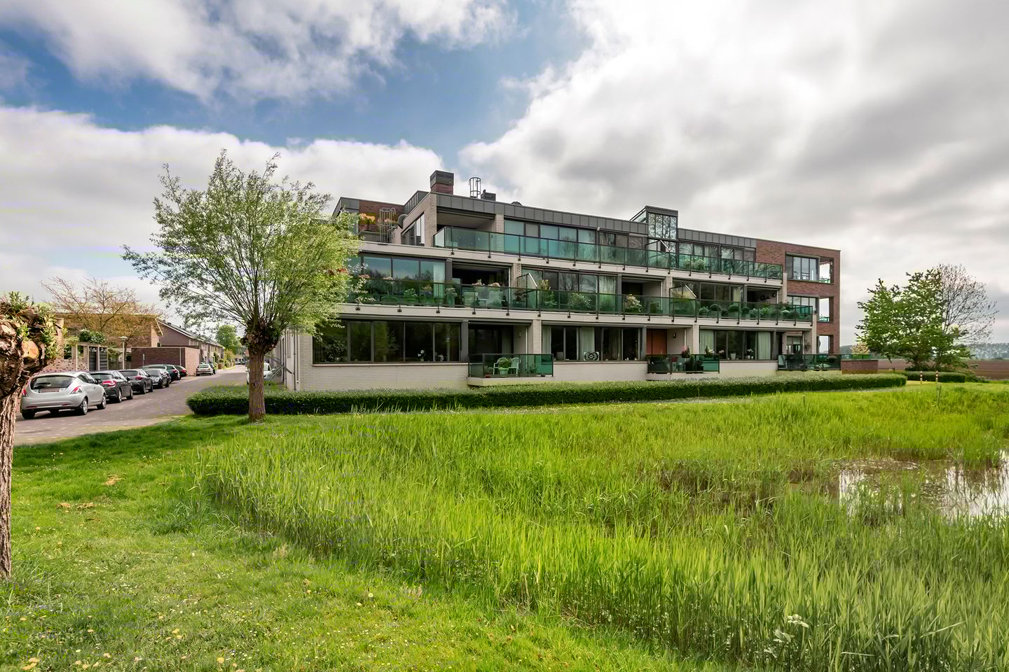 Foto 1 van Burgemeester Hommesstraat 18