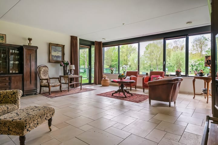 Foto 8 van Burgemeester Hommesstraat 18