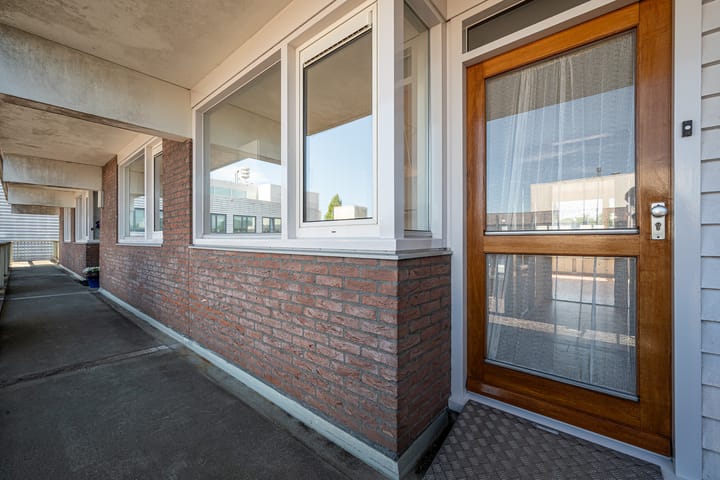 Foto 16 van Raadhuisplein 5