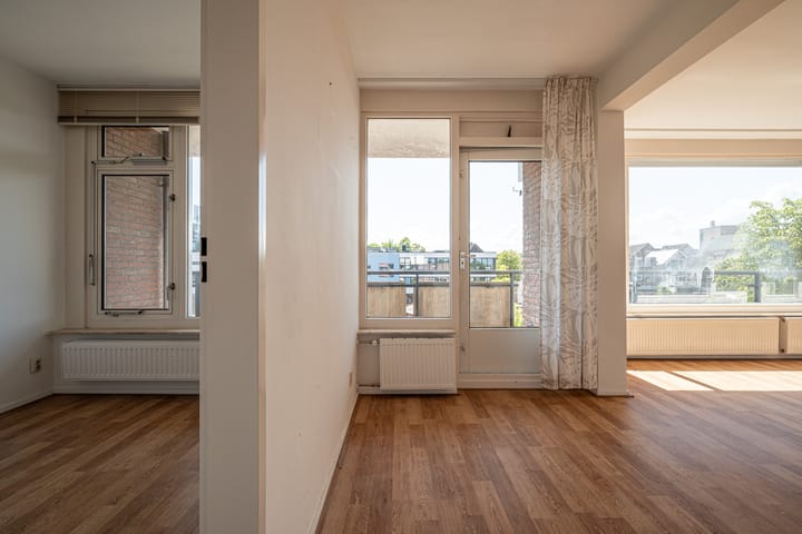 Foto 24 van Raadhuisplein 5