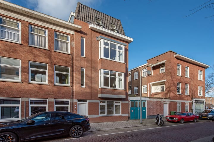 Foto 2 van Linnaeusstraat 1