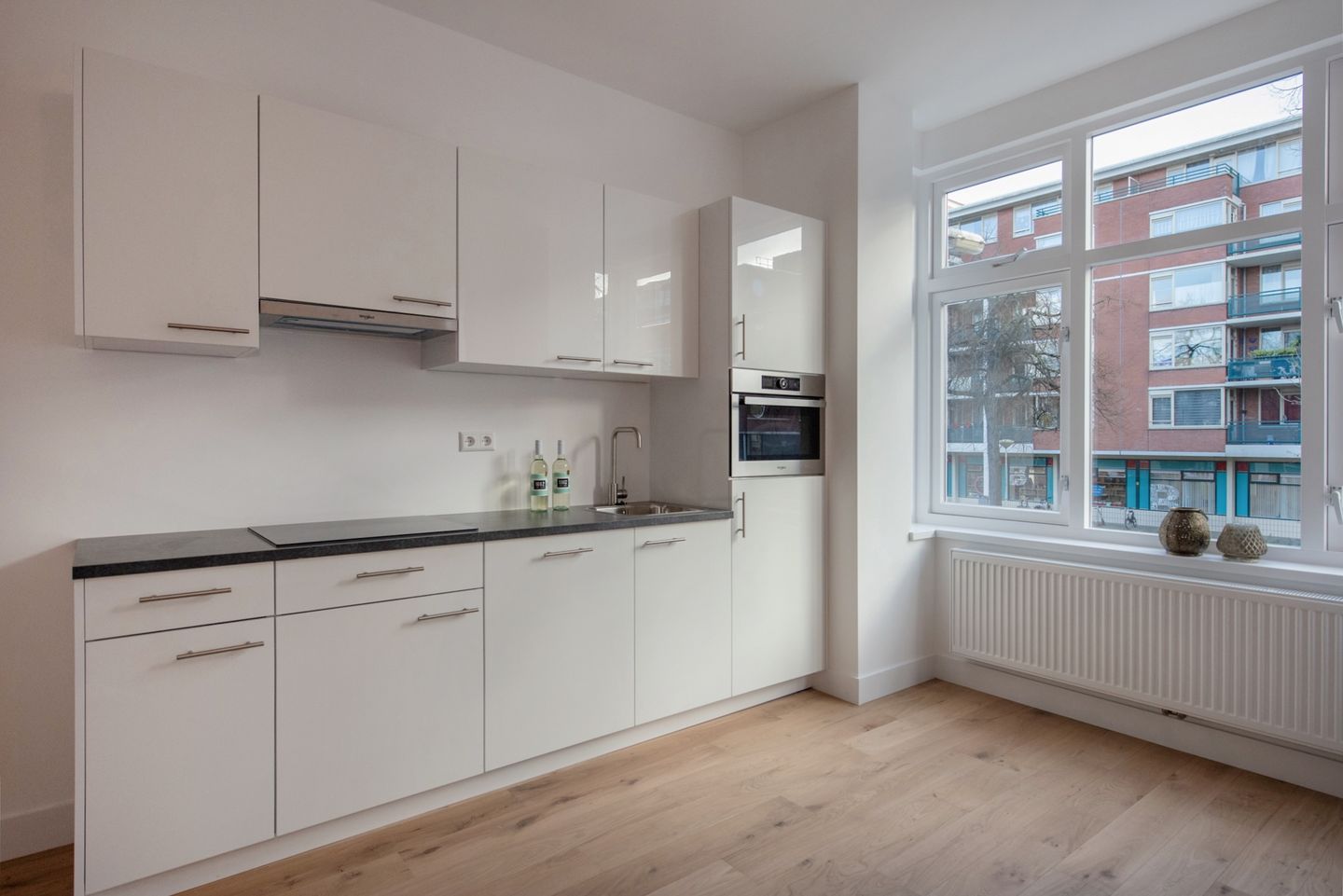 Foto 4 van Linnaeusstraat 1