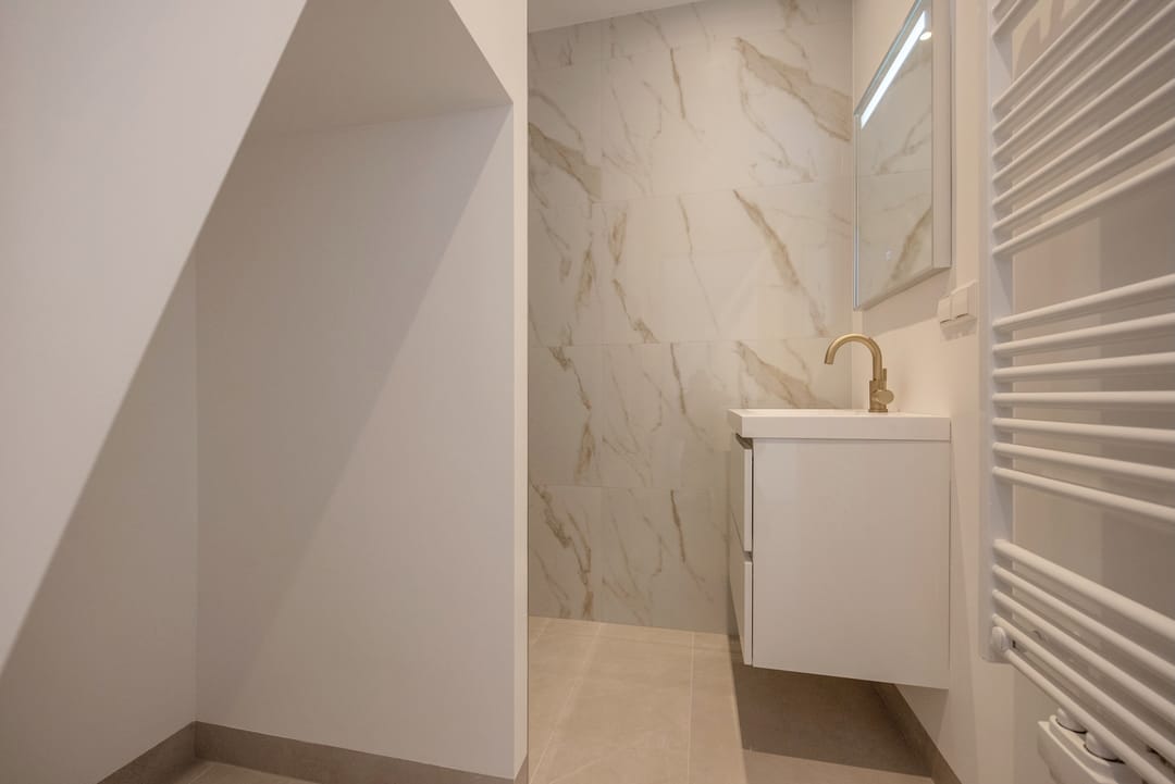 Foto 11 van Linnaeusstraat 1