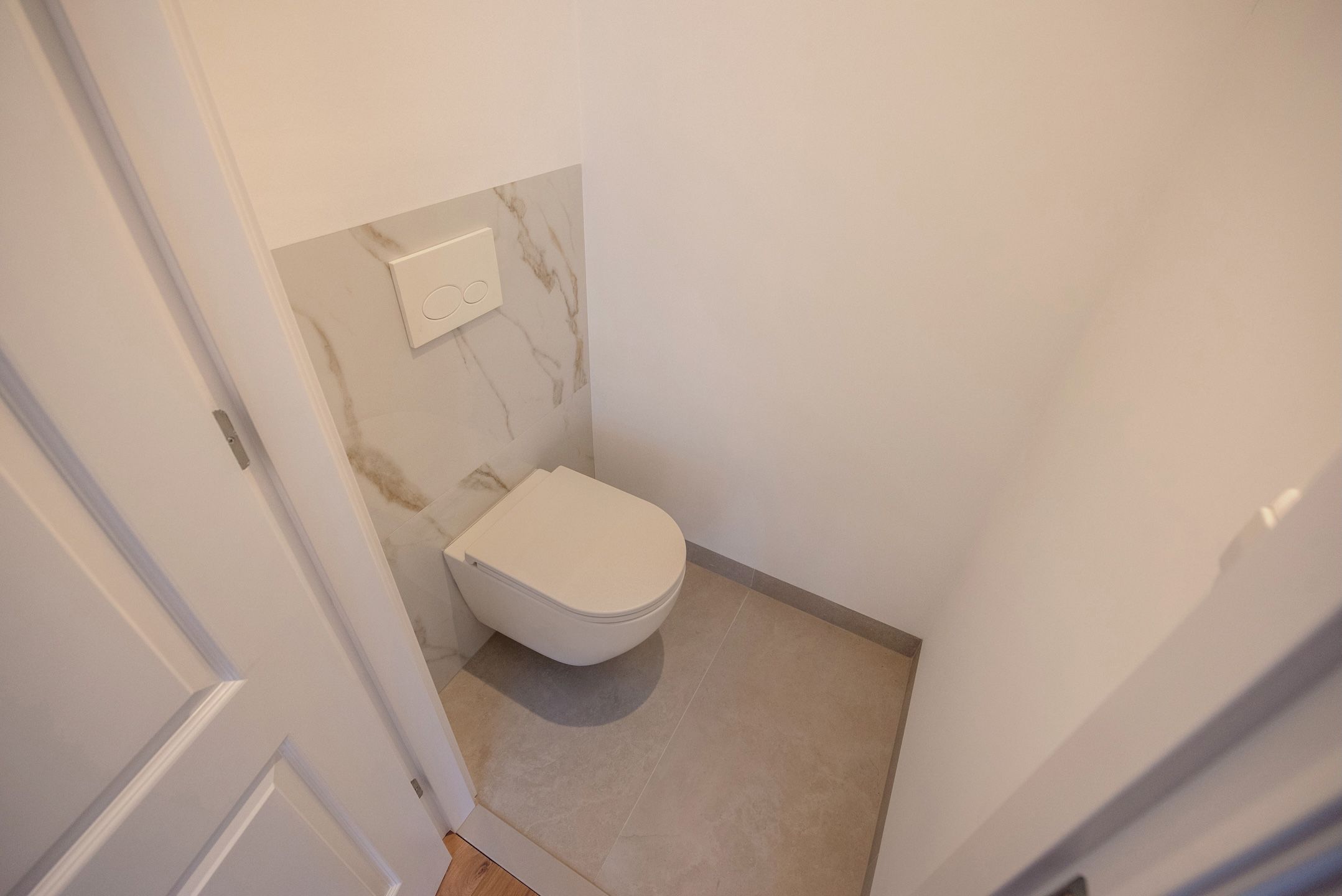 Foto 12 van Linnaeusstraat 1