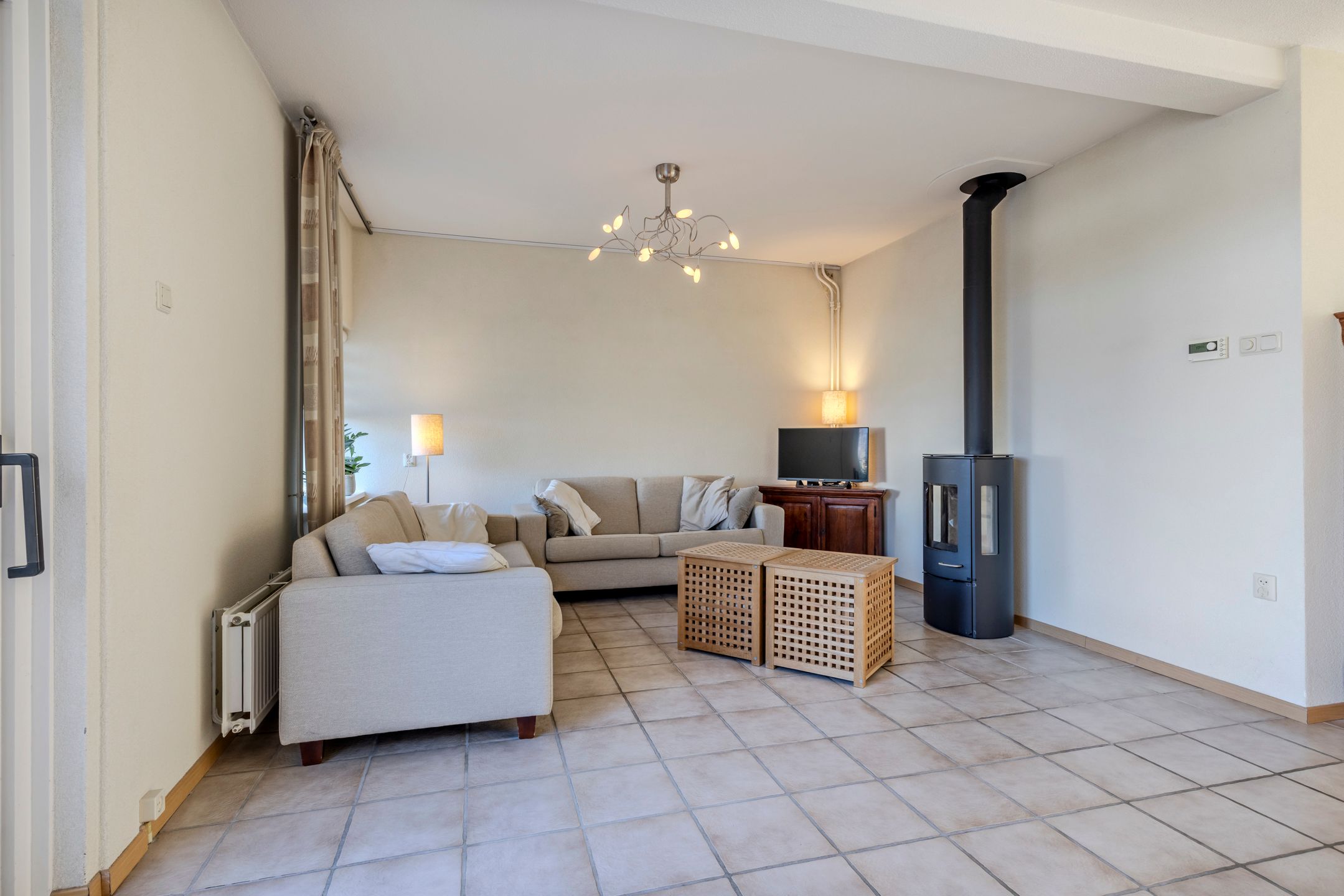 Foto 6 van Biezen 152