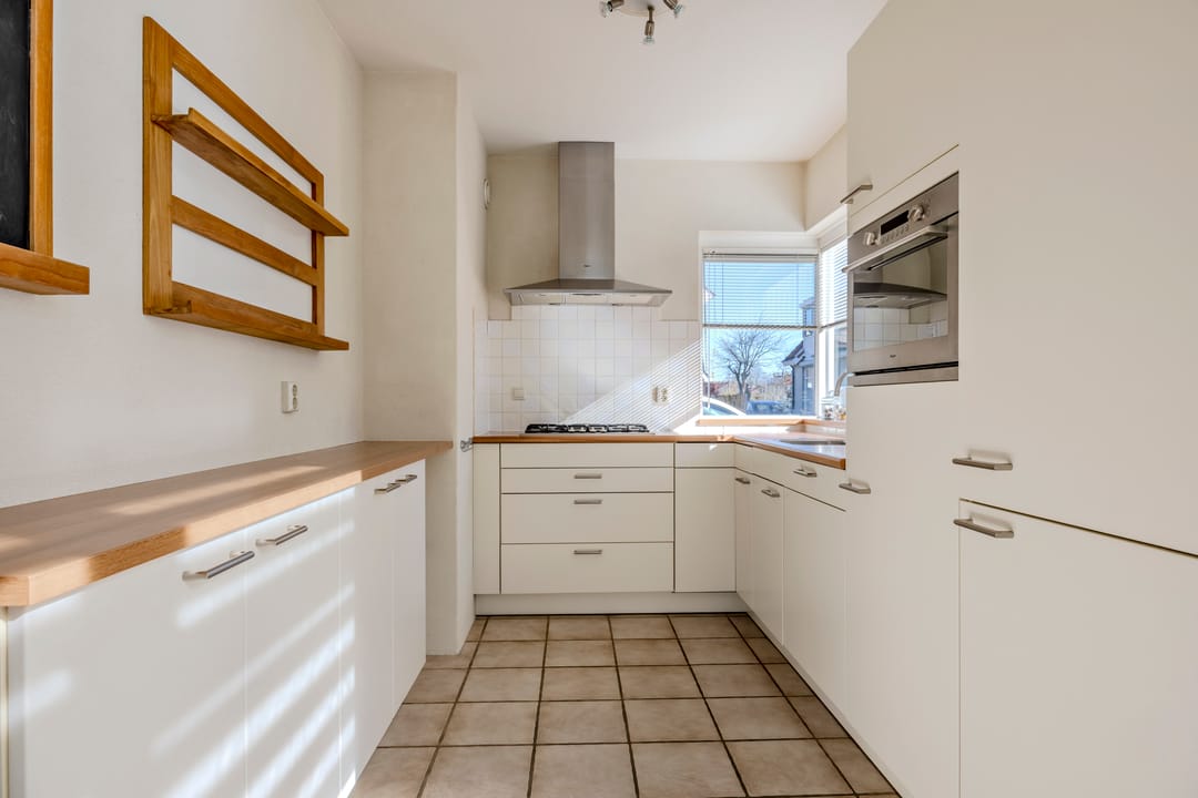 Foto 13 van Biezen 152