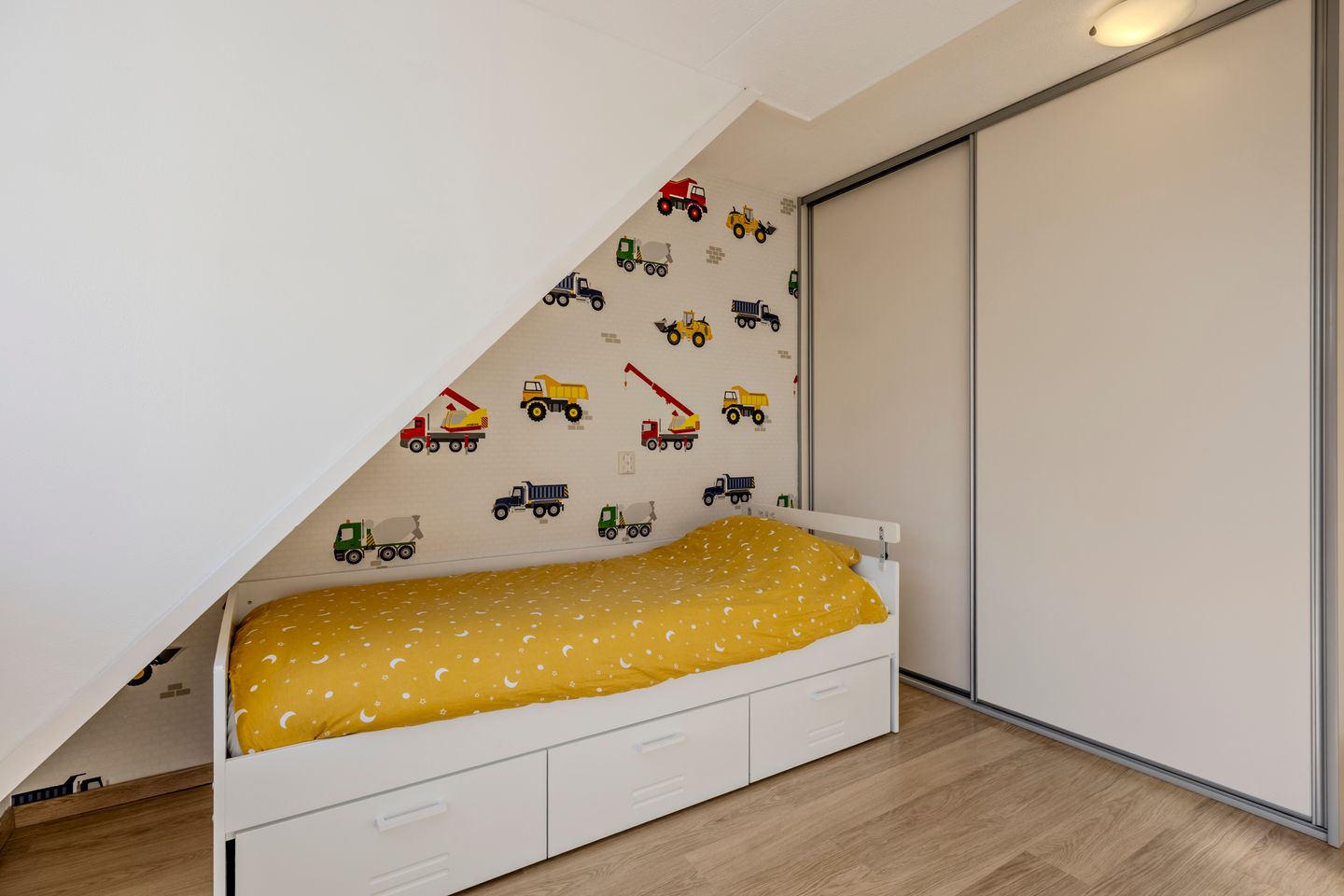 Foto 25 van Biezen 152